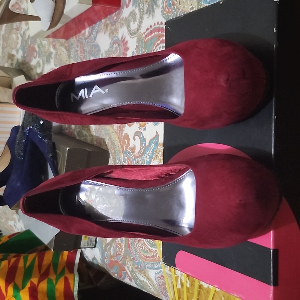 MIA Womens Ivette Wedge Wedge Pumps